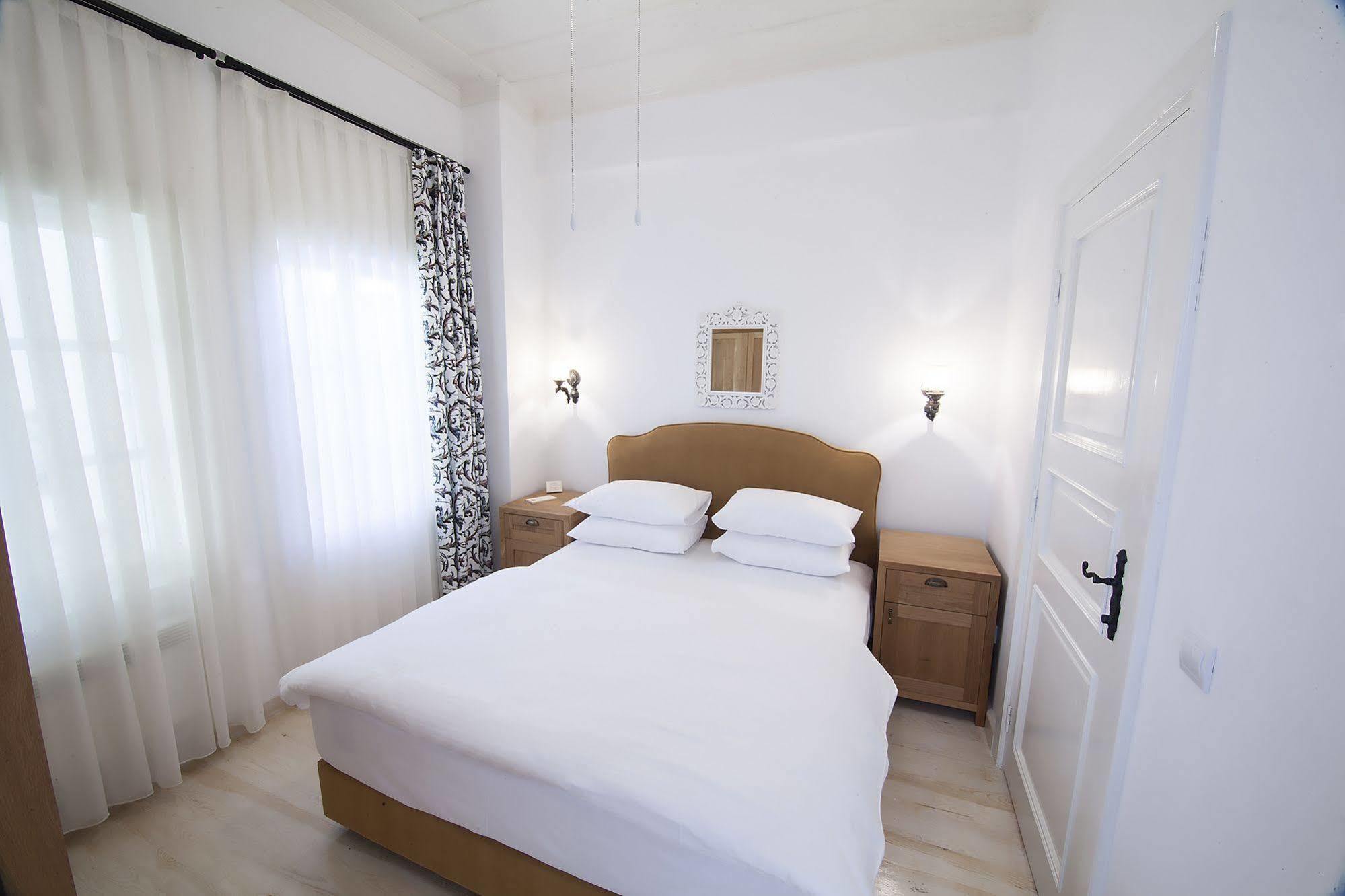 Quarante Hotel - Adult Only Bozcaada Island Kültér fotó